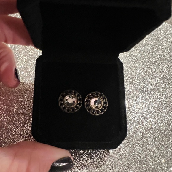 Lia Sophia Earrings antiqued gold tone studs w/ Aurora Borealis center - Picture 2 of 2